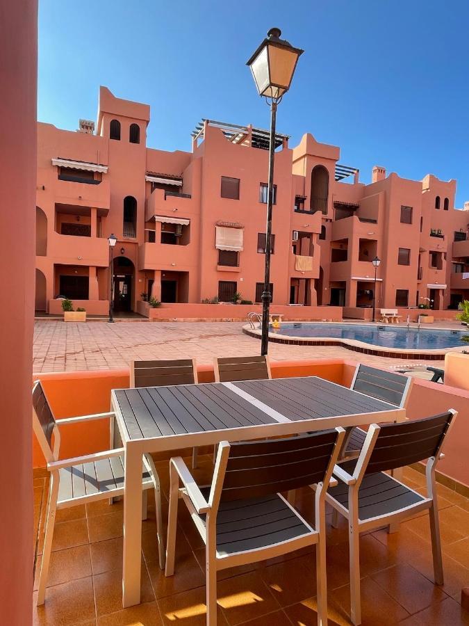 Three Bedroom Apartment With Pool In טורבייחה מראה חיצוני תמונה