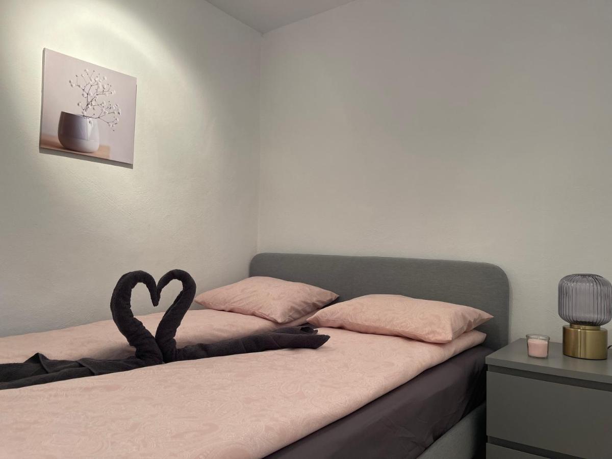 Three Bedroom Apartment With Pool In טורבייחה מראה חיצוני תמונה
